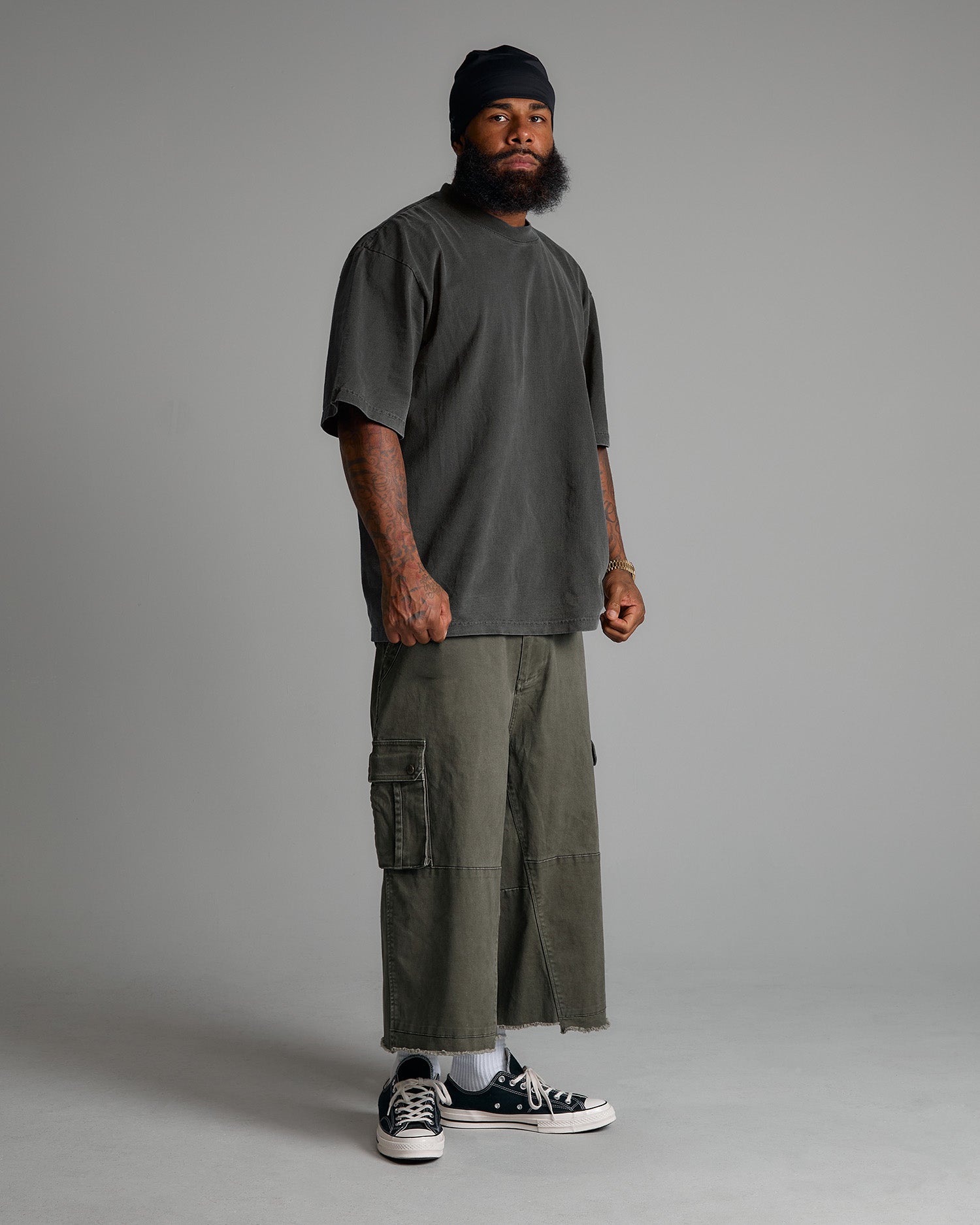 01_75ozMaxHeavyweightGarmentDye_Shadow_Fullbody001